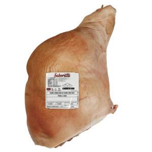 Pernil com osso e com toucinho congelado